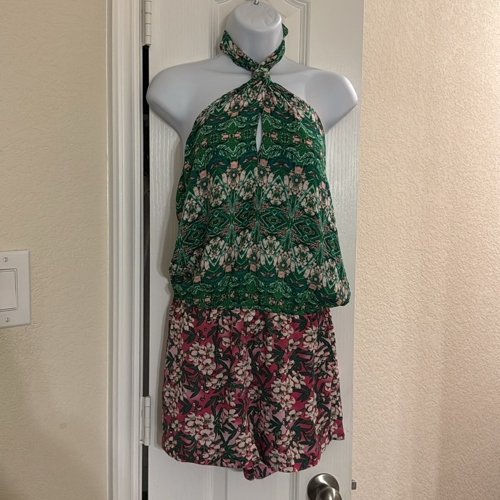 BCBG Casli Floral Romper - Picture 4 of 6